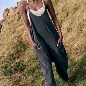 FREE PEOPLE HOTSHOT Size s. NWOT